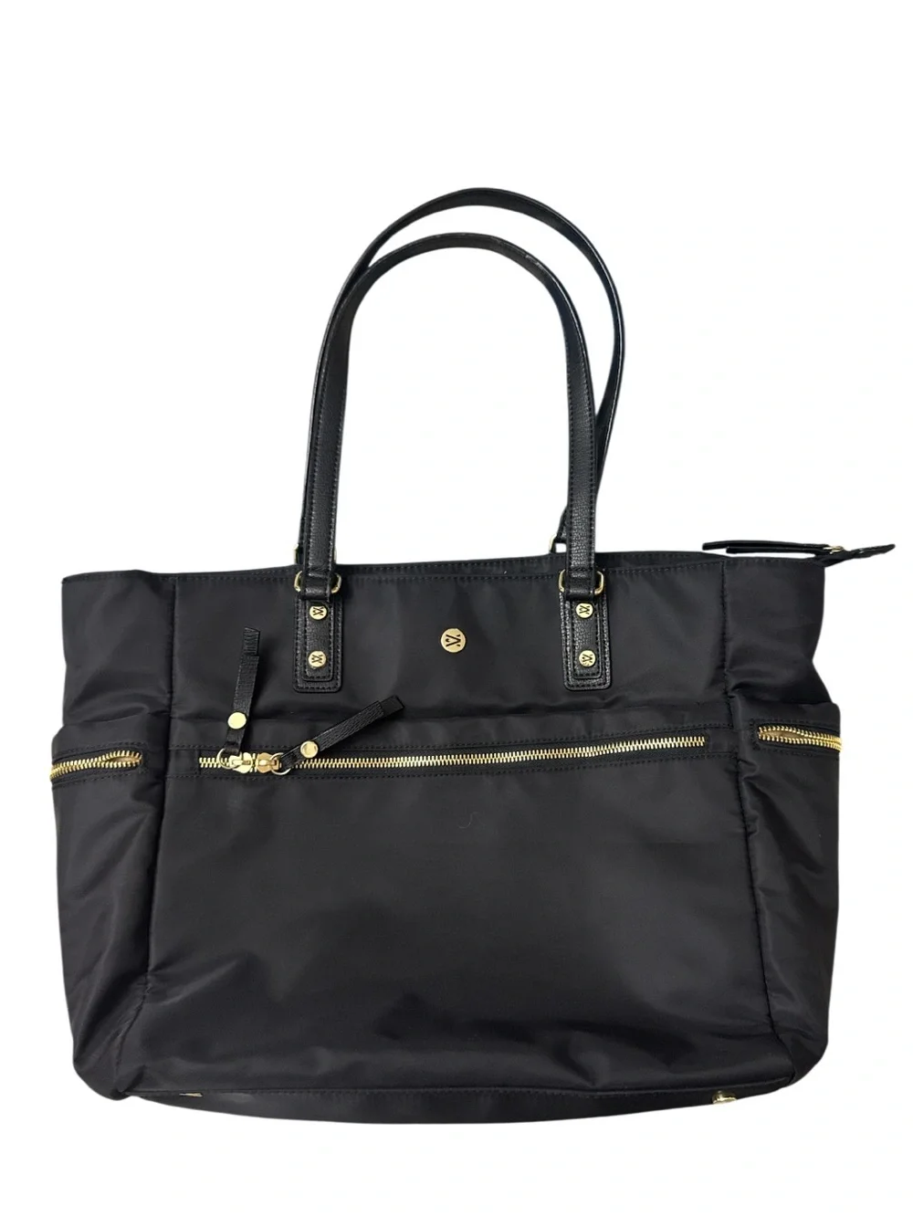 Travanti spacious nylon